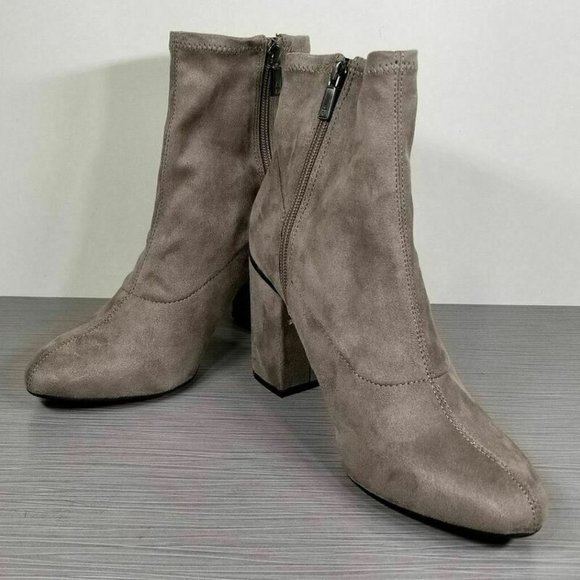 Kenneth Cole Reaction Time For Fun Stretch Bootie, Beige Fabric, Various Sizes - Picture 4 of 9